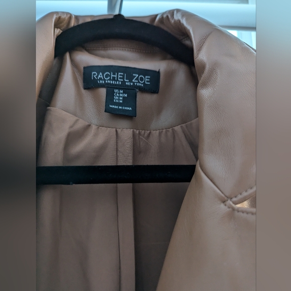 Blazer - Picture 3 of 5